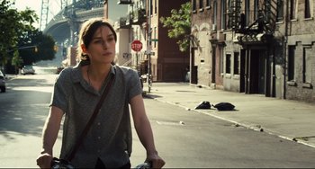 Movie still from “Begin Again” (2013), directed by John Carney – Medium shot, Over the shoulder angle