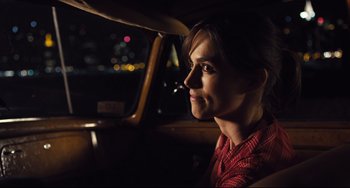 Movie still from “Begin Again” (2013), directed by John Carney – Close Up shot, Over the shoulder angle