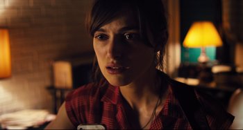 Movie still from “Begin Again” (2013), directed by John Carney – Close Up shot, Over the shoulder angle