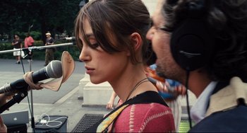 Movie still from “Begin Again” (2013), directed by John Carney – Close Up shot, Over the shoulder angle