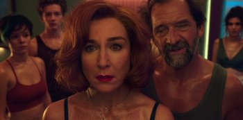 Movie still from “Big Bug” (2022), directed by Jean-Pierre Jeunet – A person with a man and a woman; Close Up shot, Low angle