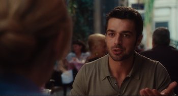 Movie still from “Eat Pray Love” (2010), directed by Ryan Murphy – A person talking to another person; Close Up shot, Over the shoulder angle