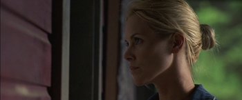 Movie still from “Secret Window” (2004), directed by David Koepp – A person with blonde hair; Close Up shot, Over the shoulder angle