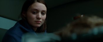 Movie still from “A Nightmare on Elm Street” (2010), directed by Samuel Bayer – A woman sitting in front of a mirror; Close Up shot, Over the shoulder angle