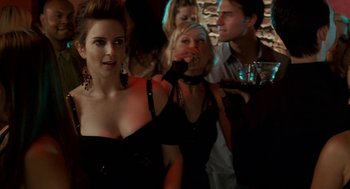 Movie still from “Baby Mama” (2008), directed by Michael McCullers – A group of people standing in a room; Close Up shot, Over the shoulder angle