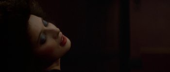 Movie still from “Blue Velvet” (1986), directed by David Lynch – A young child is looking up into the sky; Close Up shot, Over the shoulder angle