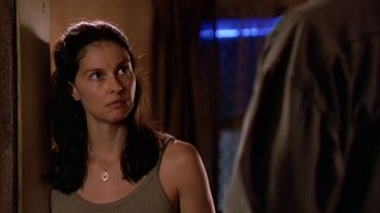 Movie still from “Bug” (2006), directed by William Friedkin – A woman standing in front of another woman; Close Up shot, Over the shoulder angle