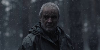 Movie still from “Dark” (2017), created by Baran bo Odar – Close Up shot, Low angle