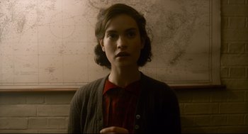 Movie still from “Darkest Hour” (2017), directed by Joe Wright – Close Up shot, Over the shoulder angle