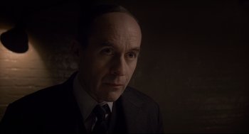 Movie still from “Darkest Hour” (2017), directed by Joe Wright – Close Up shot, Over the shoulder angle