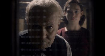 Movie still from “Darkest Hour” (2017), directed by Joe Wright – Close Up shot, Over the shoulder angle
