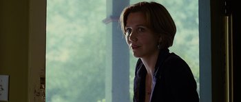 Movie still from “Crazy Heart” (2009), directed by Scott Cooper – A person with short brown hair; Close Up shot, Low angle