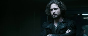 Movie still from “Deliver Us from Evil” (2014), directed by Scott Derrickson – A person with long hair; Close Up shot, Over the shoulder angle