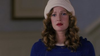 Movie still from “Grey Gardens” (2009), directed by Michael Sucsy – A person wearing a hat; Close Up shot, Over the shoulder angle