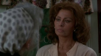 Movie still from “Grumpier Old Men” (1995), directed by Howard Deutch – A person looking at a mirror; Close Up shot, Over the shoulder angle