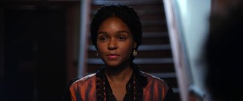 Movie still from “Harriet” (2019), directed by Kasi Lemmons – A person wearing a dress; Close Up shot, Over the shoulder angle