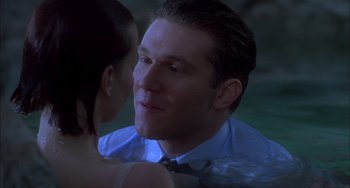 Movie still from “How to Make an American Quilt” (1995), directed by Jocelyn Moorhouse – A man and a woman face to face; Close Up shot, Over the shoulder angle