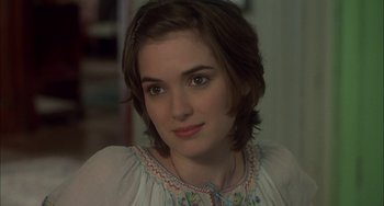 Movie still from “How to Make an American Quilt” (1995), directed by Jocelyn Moorhouse – A person with short hair; Close Up shot, Over the shoulder angle