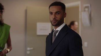 Movie still from “Emily in Paris” (2020), created by Darren Star – Close Up shot, Over the shoulder angle