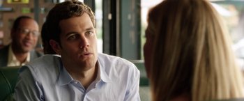 Movie still from “Kidnap” (2017), directed by Luis Prieto – A man and a woman are talking to each other; Close Up shot, Over the shoulder angle