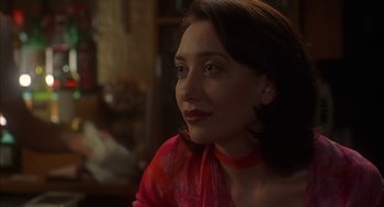 Movie still from “Kissing Jessica Stein” (2001), directed by Charles Herman-Wurmfeld – A person wearing a red shirt; Close Up shot, Over the shoulder angle