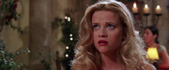 Movie still from “Legally Blonde” (2001), directed by Robert Luketic – A person with long blonde hair; Close Up shot, Low angle