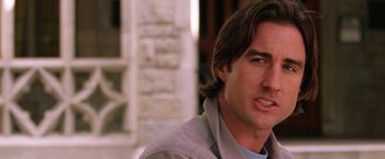 Movie still from “Legally Blonde” (2001), directed by Robert Luketic – A person sitting down; Close Up shot, Low angle