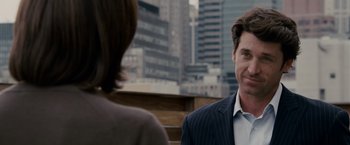 Movie still from “Made of Honor” (2008), directed by Paul Weiland – A man and a woman are sitting on a bench; Close Up shot, Over the shoulder angle
