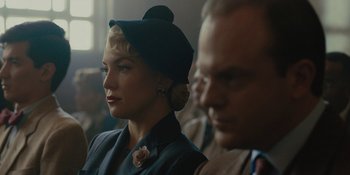 Movie still from “Marshall” (2017), directed by Reginald Hudlin – A man and a woman are sitting in front of each other; Close Up shot, Over the shoulder angle