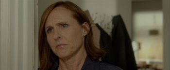 Movie still from “Me and Earl and the Dying Girl” (2015), directed by Alfonso Gomez-Rejon – A person with long brown hair; Close Up shot, Over the shoulder angle