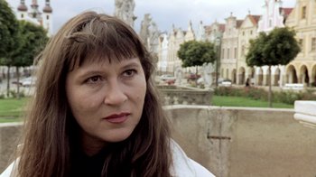 Movie still from “My Best Fiend” (1999), directed by Werner Herzog – A person with long brown hair; Close Up shot, Low angle
