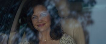 Movie still from “Gerald's Game” (2017), directed by Mike Flanagan – A person sitting in a car; Close Up shot, Over the shoulder angle