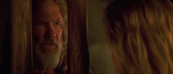 Movie still from “Planet of the Apes” (2001), directed by Tim Burton – An older man and a young woman are talking to each other; Close Up shot, Over the shoulder angle