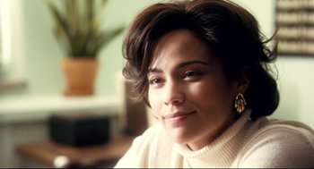Movie still from “Precious” (2009), directed by Lee Daniels – A person with short hair; Close Up shot, Over the shoulder angle