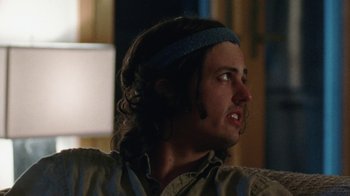 Movie still from “Queen of Earth” (2015), directed by Alex Ross Perry – A person wearing a headband; Close Up shot, Over the shoulder angle