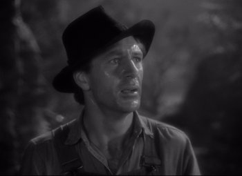 Movie still from “Sergeant York” (1941), directed by Howard Hawks – A black and white photo of a man wearing a hat; Close Up shot, Low angle