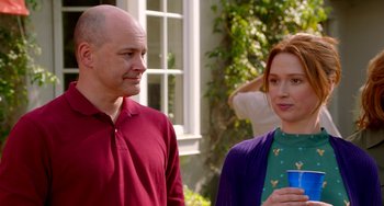 Movie still from “Sex Tape” (2014), directed by Jake Kasdan – A man and a woman standing next to each other; Medium shot, Over the shoulder angle