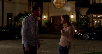 Movie still from “Sex Tape” (2014), directed by Jake Kasdan – A man and a woman standing next to each other; Wide shot, Over the shoulder angle