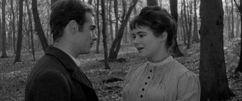 Movie still from “Sons and Lovers” (1960), directed by Jack Cardiff – A man and a woman talking in the woods; Close Up shot, Over the shoulder angle