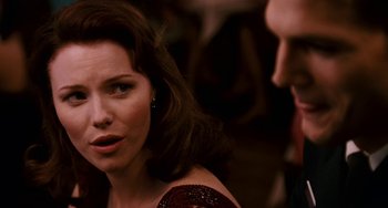 Movie still from “The Guardian” (2006), directed by Andrew Davis – A person talking to another person; Close Up shot, Over the shoulder angle