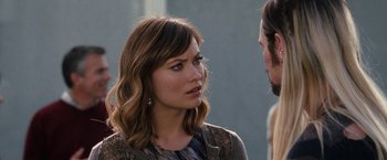 Movie still from “The Incredible Burt Wonderstone” (2013), directed by Don Scardino – A person talking to another person; Close Up shot, Over the shoulder angle