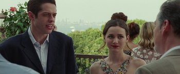 Movie still from “The King of Staten Island” (2020), directed by Judd Apatow – A man and a woman standing next to each other; Close Up shot, Over the shoulder angle