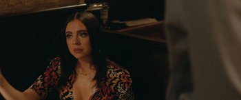 Movie still from “The King of Staten Island” (2020), directed by Judd Apatow – A woman sitting in front of a mirror in a room; Close Up shot, Over the shoulder angle