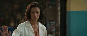 Movie still from “The One and Only Ivan” (2020), directed by Thea Sharrock – A person wearing a white shirt; Close Up shot, Over the shoulder angle