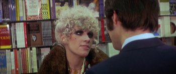 Movie still from “The Owl and the Pussycat” (1970), directed by Herbert Ross – A man and a woman talking to each other; Close Up shot, Over the shoulder angle