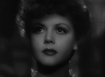 Movie still from “The Picture of Dorian Gray” (1945), directed by Albert Lewin – A black - and - white photo of a woman's face; Close Up shot, Low angle