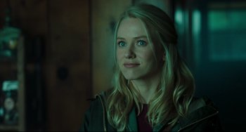 Movie still from “The Ring” (2002), directed by Gore Verbinski – A woman with long blonde hair and blue eyes looking to her left; Close Up shot, Over the shoulder angle