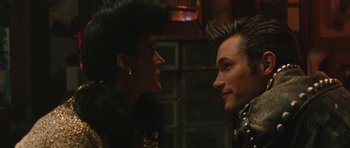 Movie still from “The Runaways” (2010), directed by Floria Sigismondi – A man and a woman talking to each other; Close Up shot, Over the shoulder angle