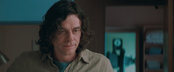 Movie still from “The Sweet Hereafter” (1997), directed by Atom Egoyan – A person with long hair; Close Up shot, Over the shoulder angle