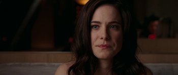 Movie still from “The Switch” (2010), directed by Josh Gordon – A person with long brown hair; Close Up shot, Over the shoulder angle